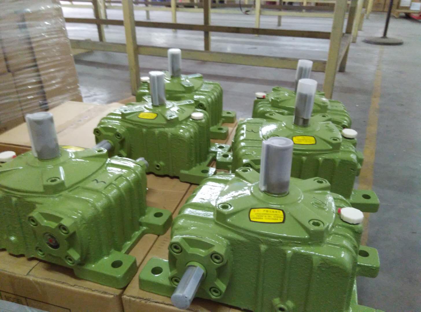 如何選擇合適的蝸輪蝸桿減速機(jī)？